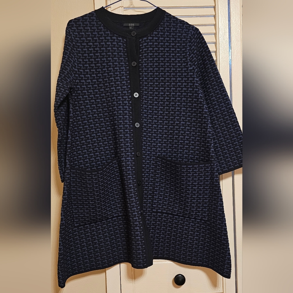 COS Navy Textured Front Buttoned Cardigan size XS   B20